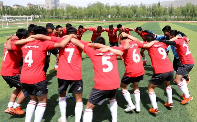 网球拍怎么才不会断线呢